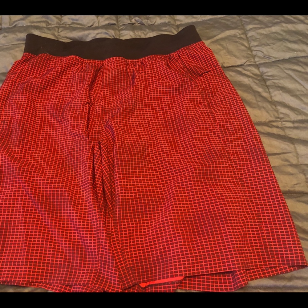 Lululemon core short